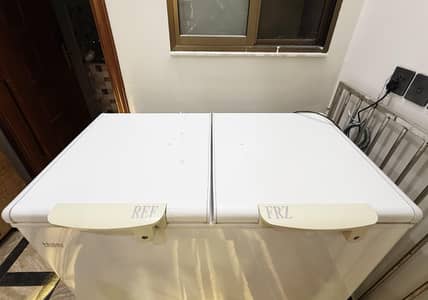 Haier HDF 385 Inverter deep freezer for sale in good condition