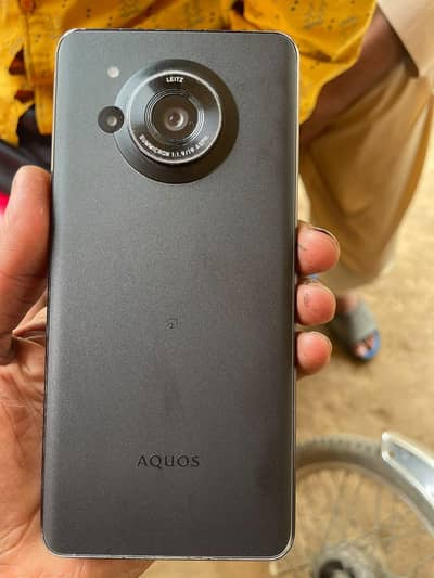 Archos r7