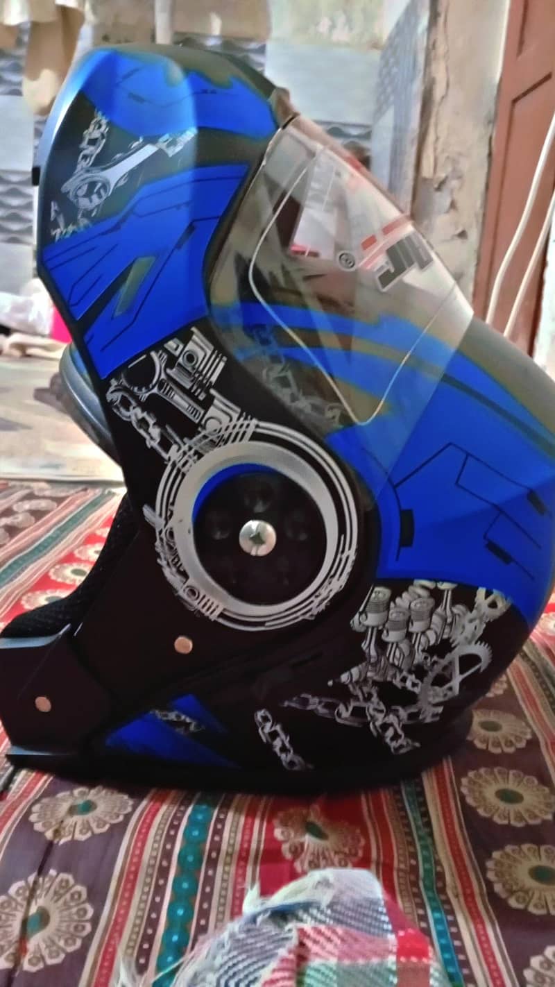 Helmet 1