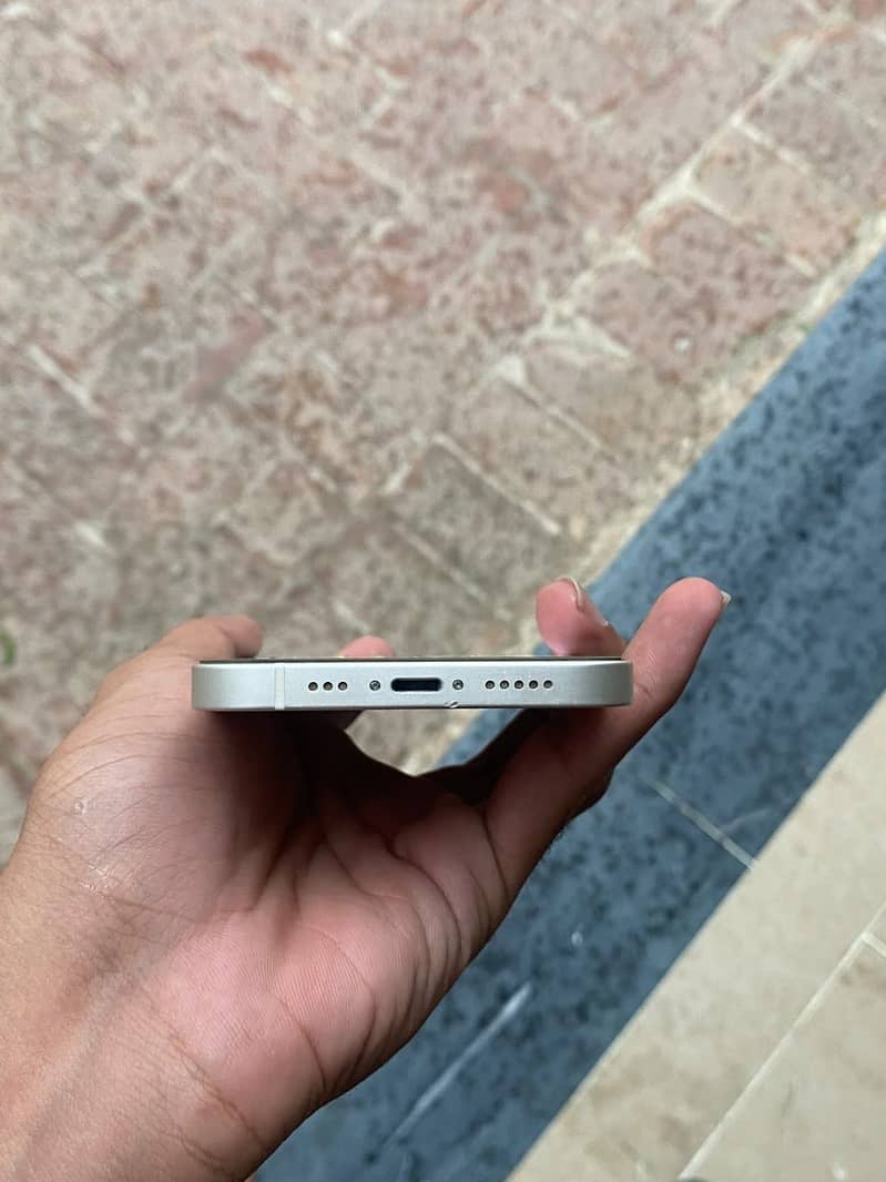 Iphone 12 4