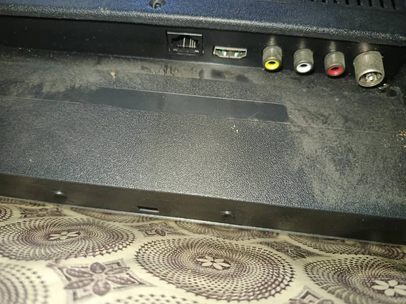 samsung 32" Android 2