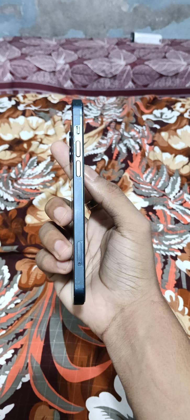 Apple iPhone 12 2