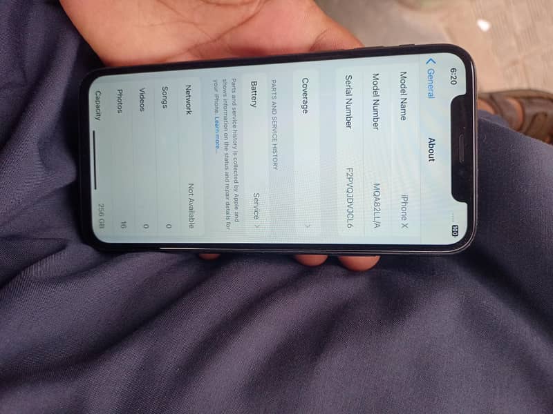 Apple iPhone X 3