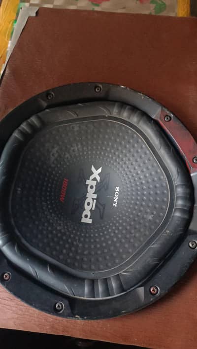 Sony Xplod woofer 1800w with Am