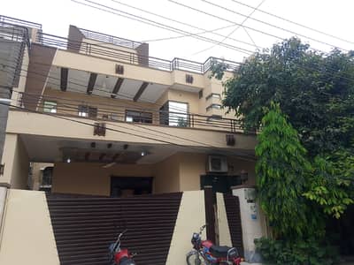 12 Marla upper Portion lower lock available for rent in Johar town h3 block