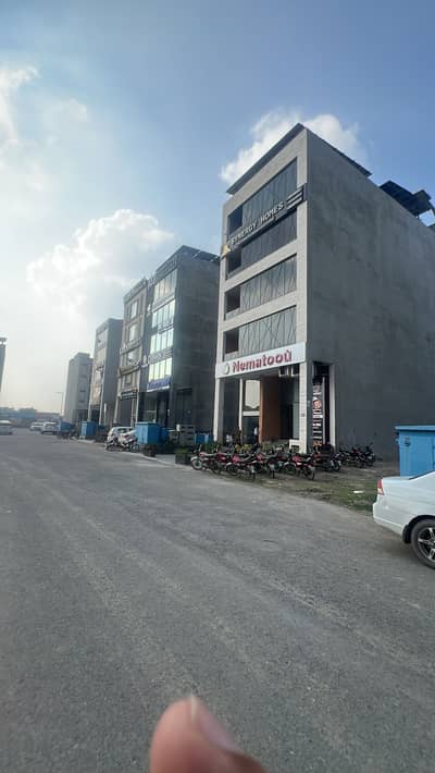 A 8 Marla Commercial Plot Has Landed On Market In Commercial Broadway Block D Of Lahore