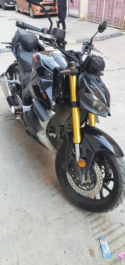 Ducati v4s street fighter