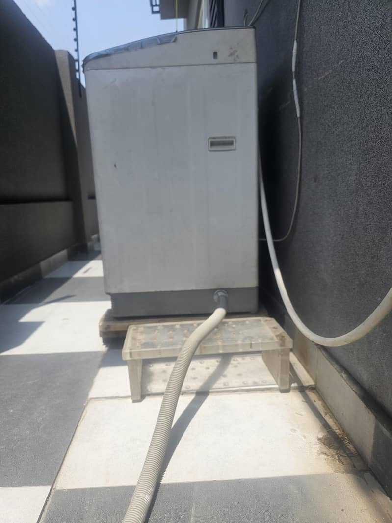 dawlance automatic machine( read) 4