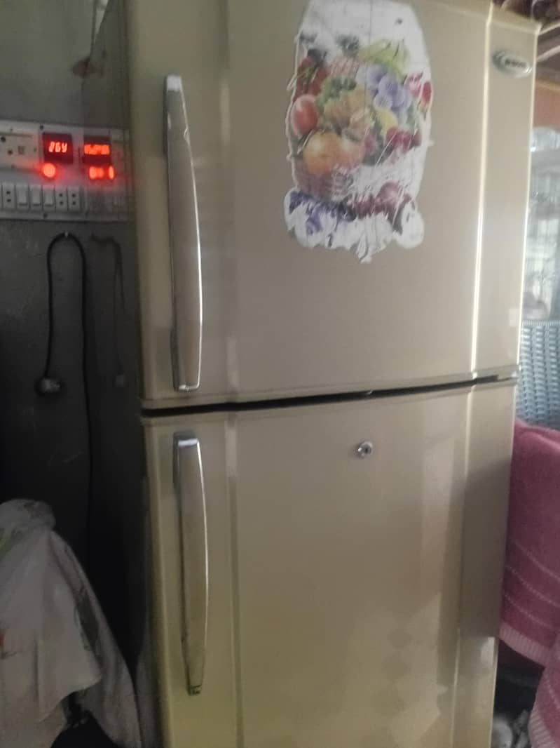 Refrigerator (Waves) 2
