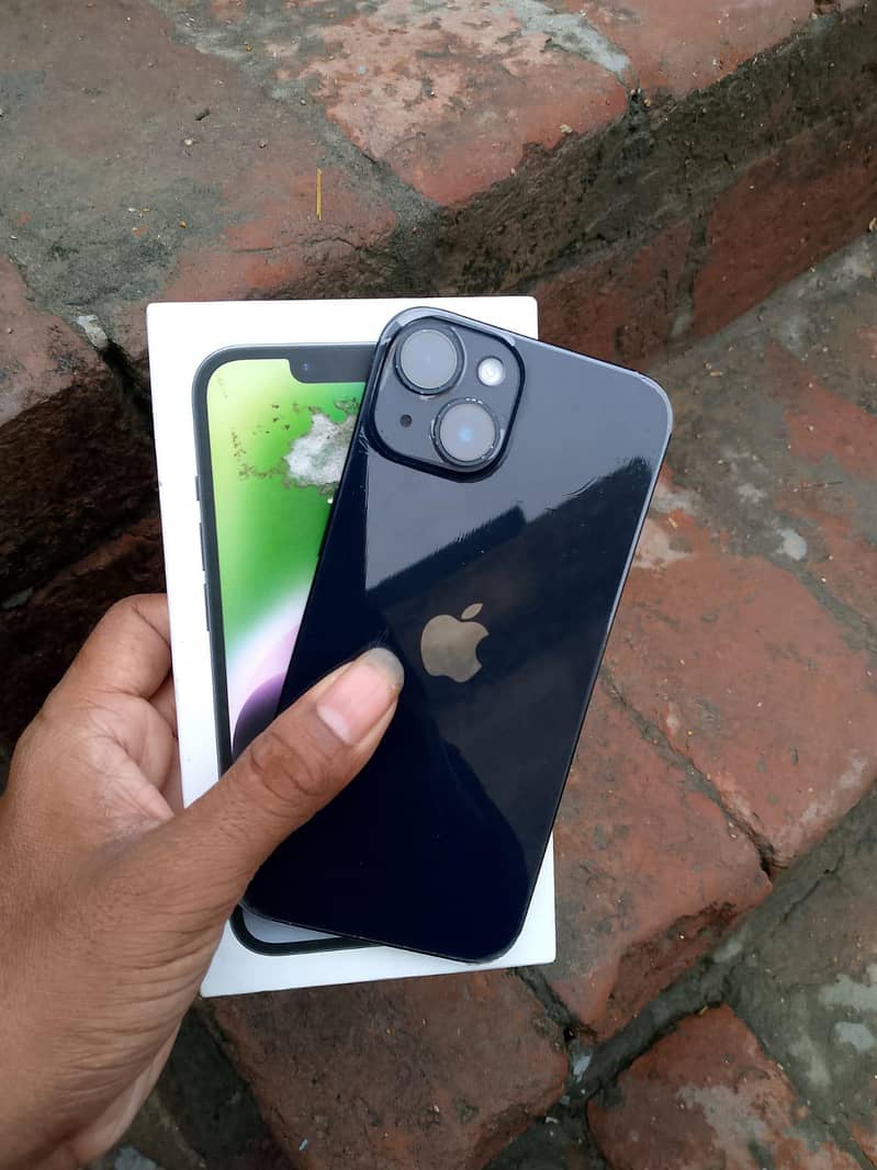 Apple iPhone 14 11