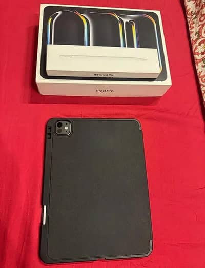 Apple iPad Pro M5 Apple Pen