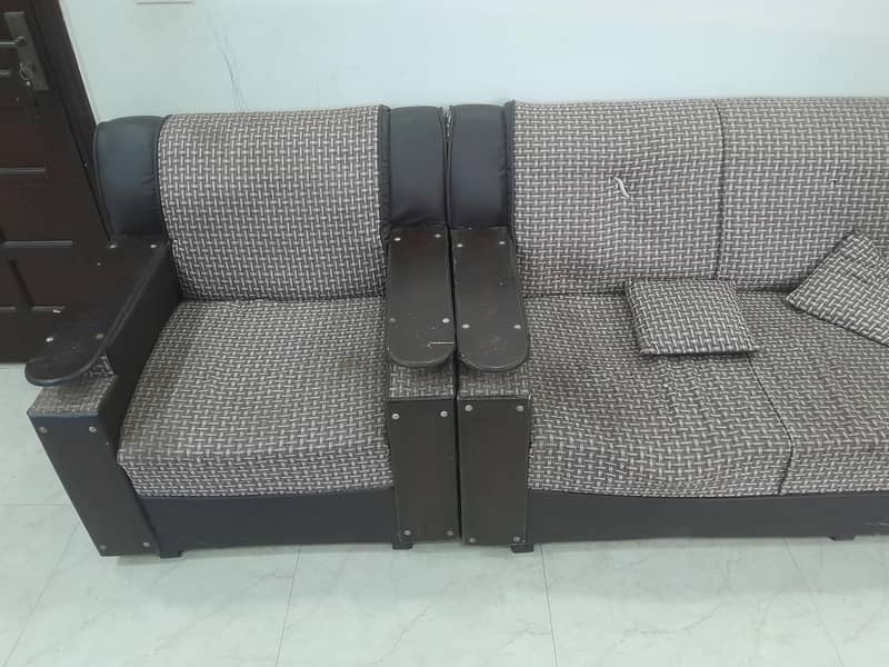 7 seater sofa 1