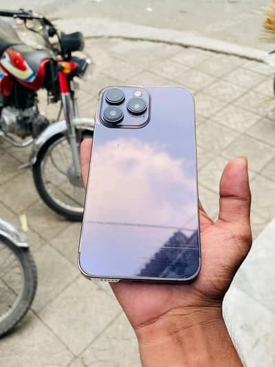 Apple iPhone 14 Pro Max
