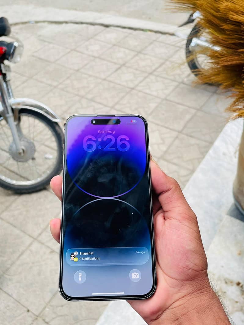 Apple iPhone 14 Pro Max 4