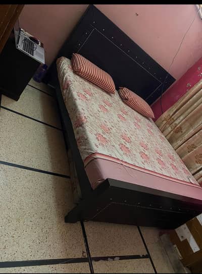 king size bed