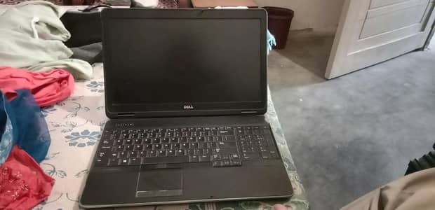 laptop m2800 sale/exchange with desktop