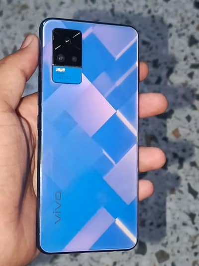Vivo V21E