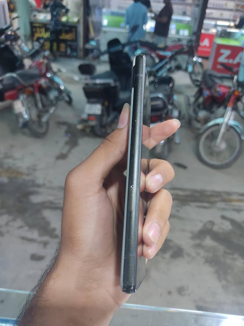 Google Pixel 6a 3