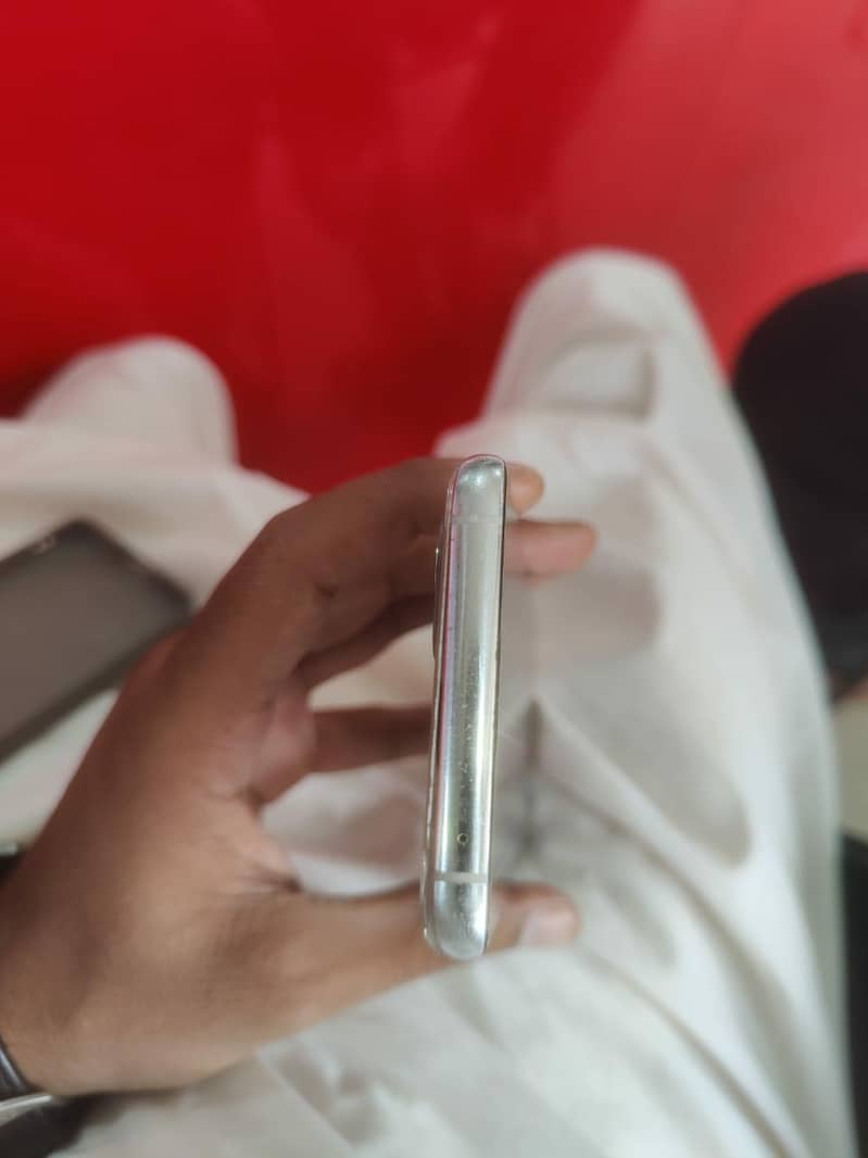 One Plus 9 Pro 5