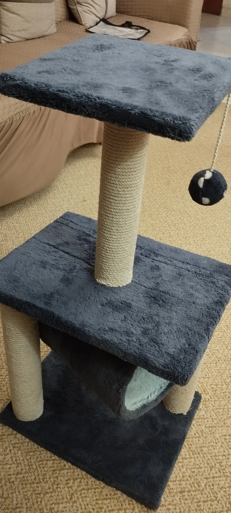Cat scratcher/cat tree — photo 3