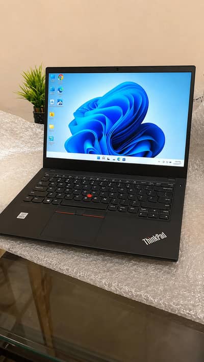 Lenovo Thinkpad E-14 (03046851653)