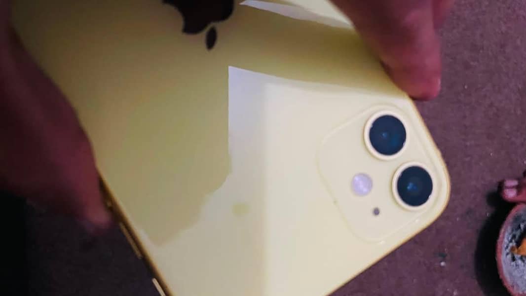 Apple iPhone 11 2