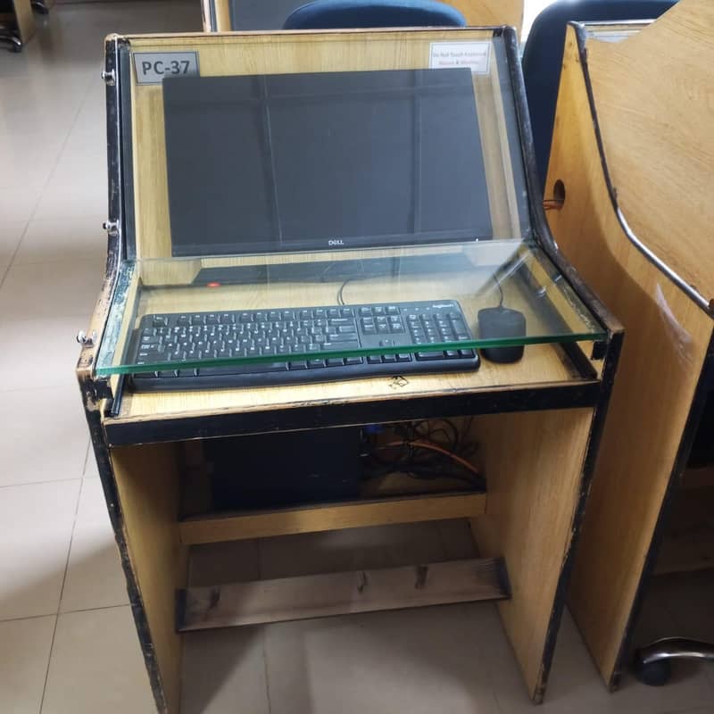 Computer Tables 5
