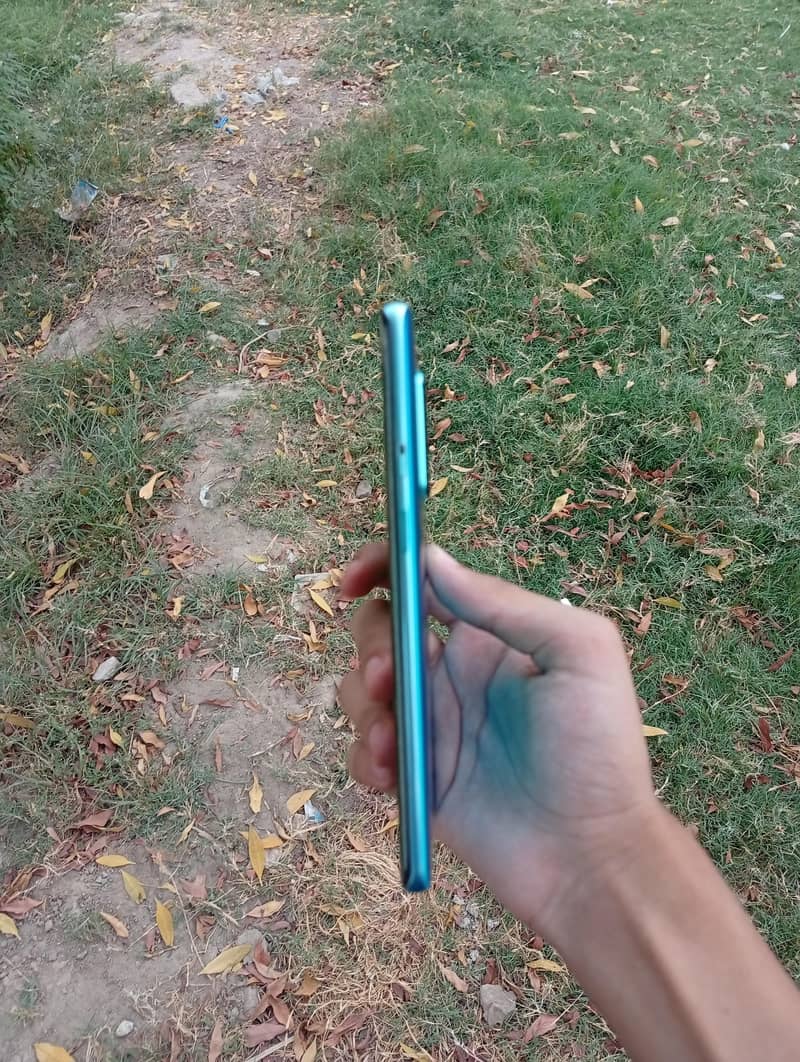 One Plus 8 Pro 5