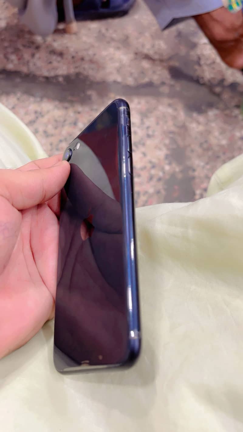 Apple iPhone SE 1