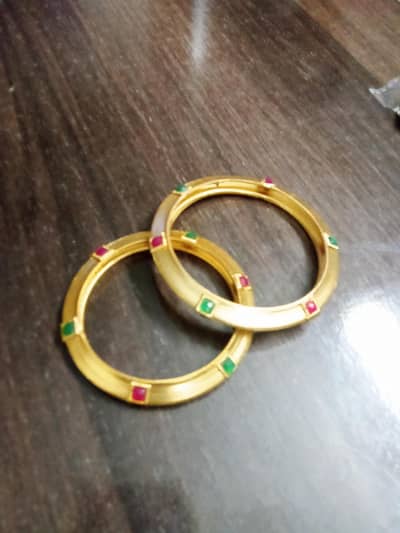 elegent bangles