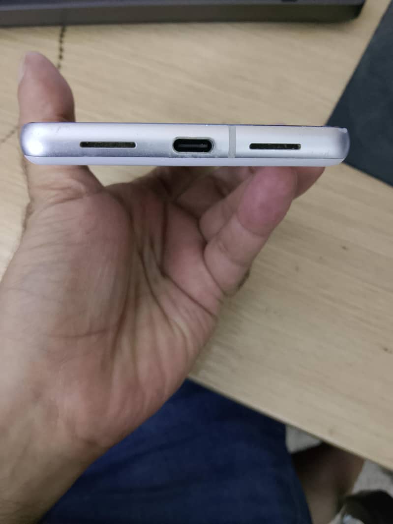 Google Pixel 7 3