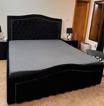 King size bed for sale