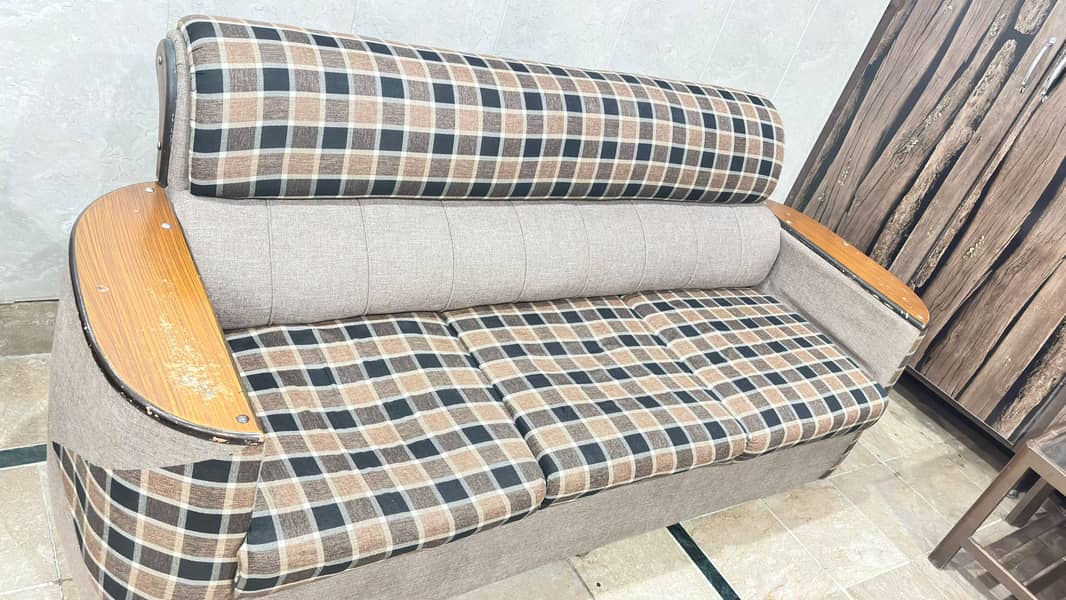 Sofa set 0