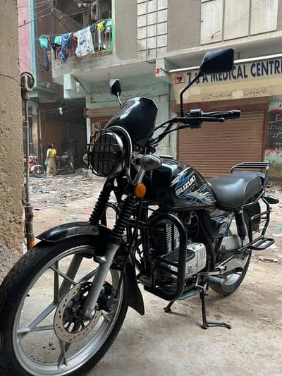 Suzuki 150 Special Edition