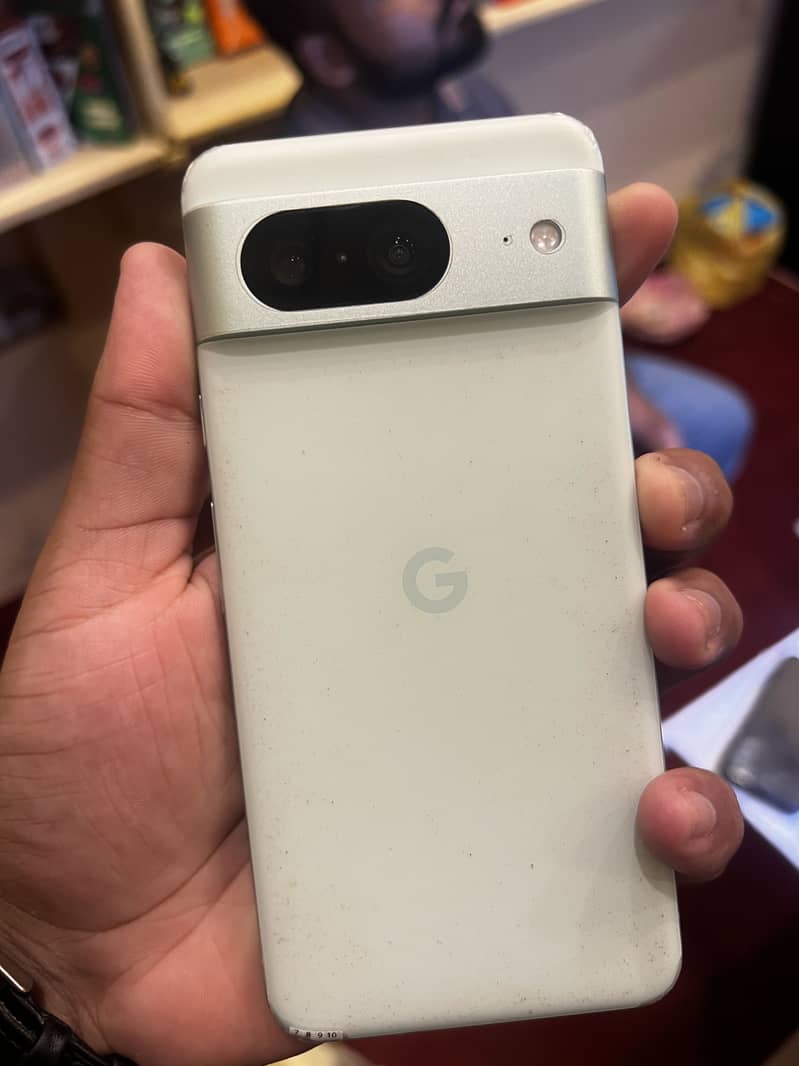 Google Pixel 8 3