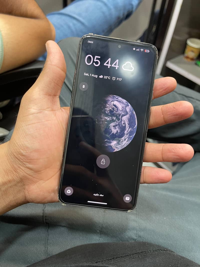 Google Pixel 8 3