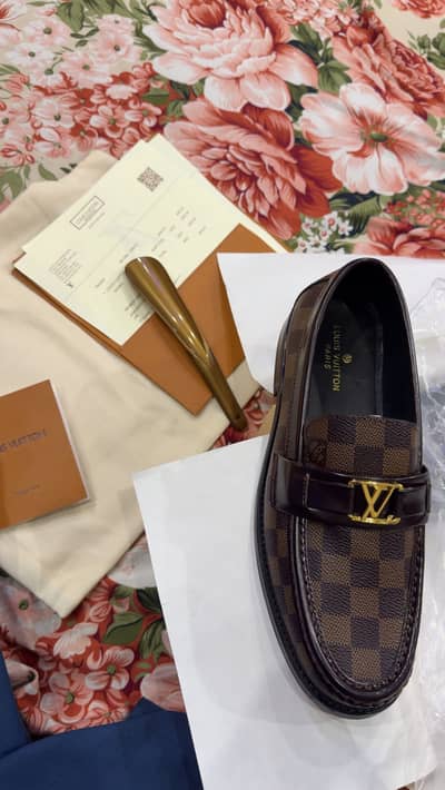 LV orignal Loafers
