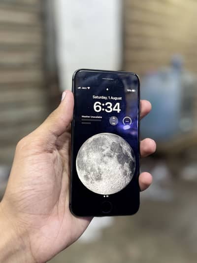 Apple iPhone 8