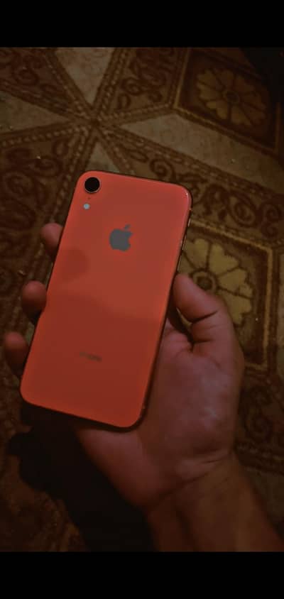 Apple iPhone XR