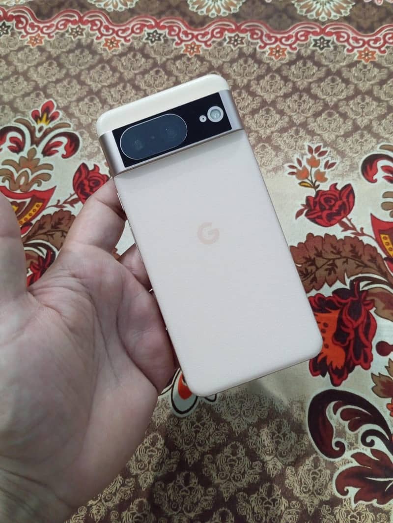 Google Pixel 8 1