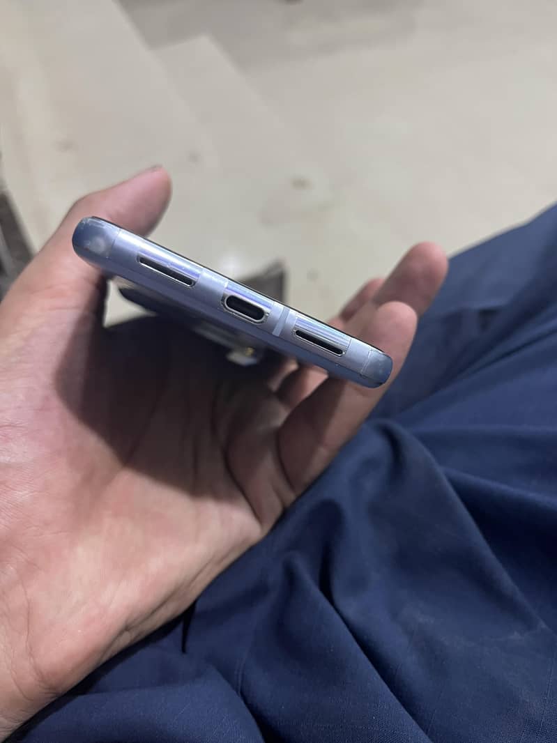 Google Pixel 8 Pro 2