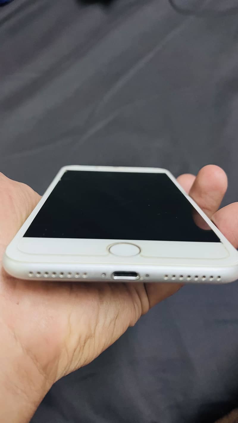 iPhone 7 Plus 6