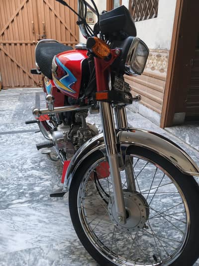 Honda CD 70.2026 model. . . 2600km driven. all documents clear