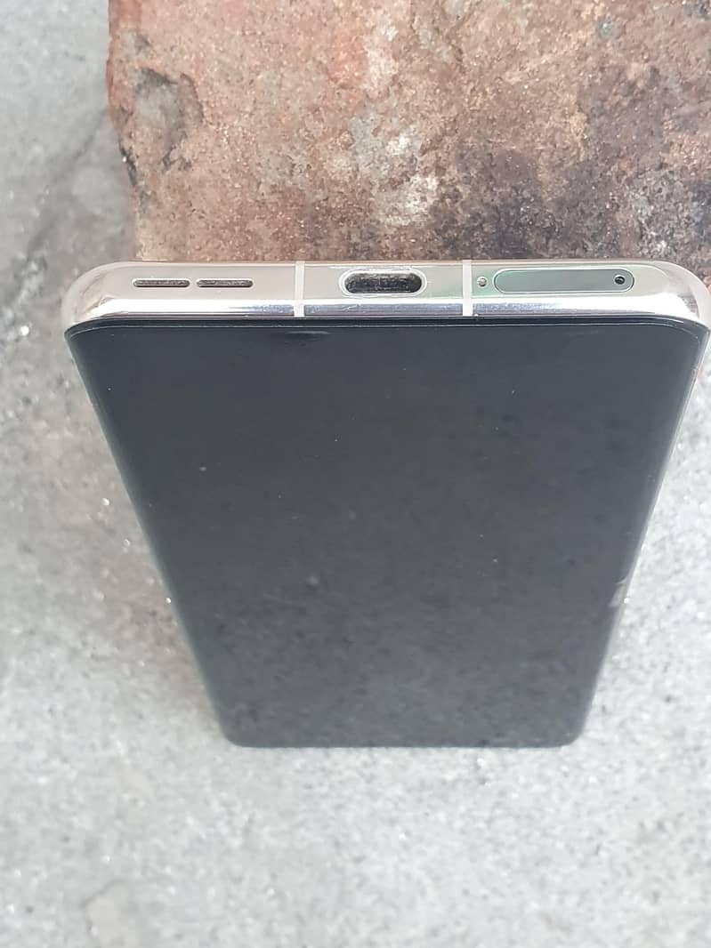One Plus 11 6