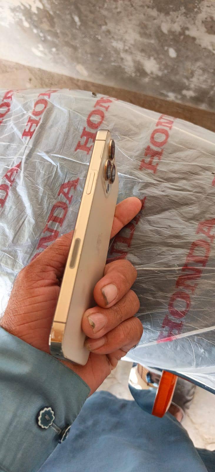 Apple iPhone 13 Pro Max 3