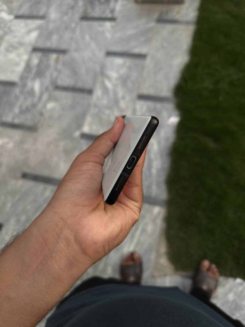 Google Pixel 6 5