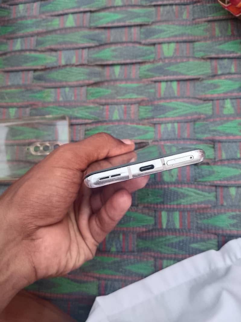 One Plus 8 5