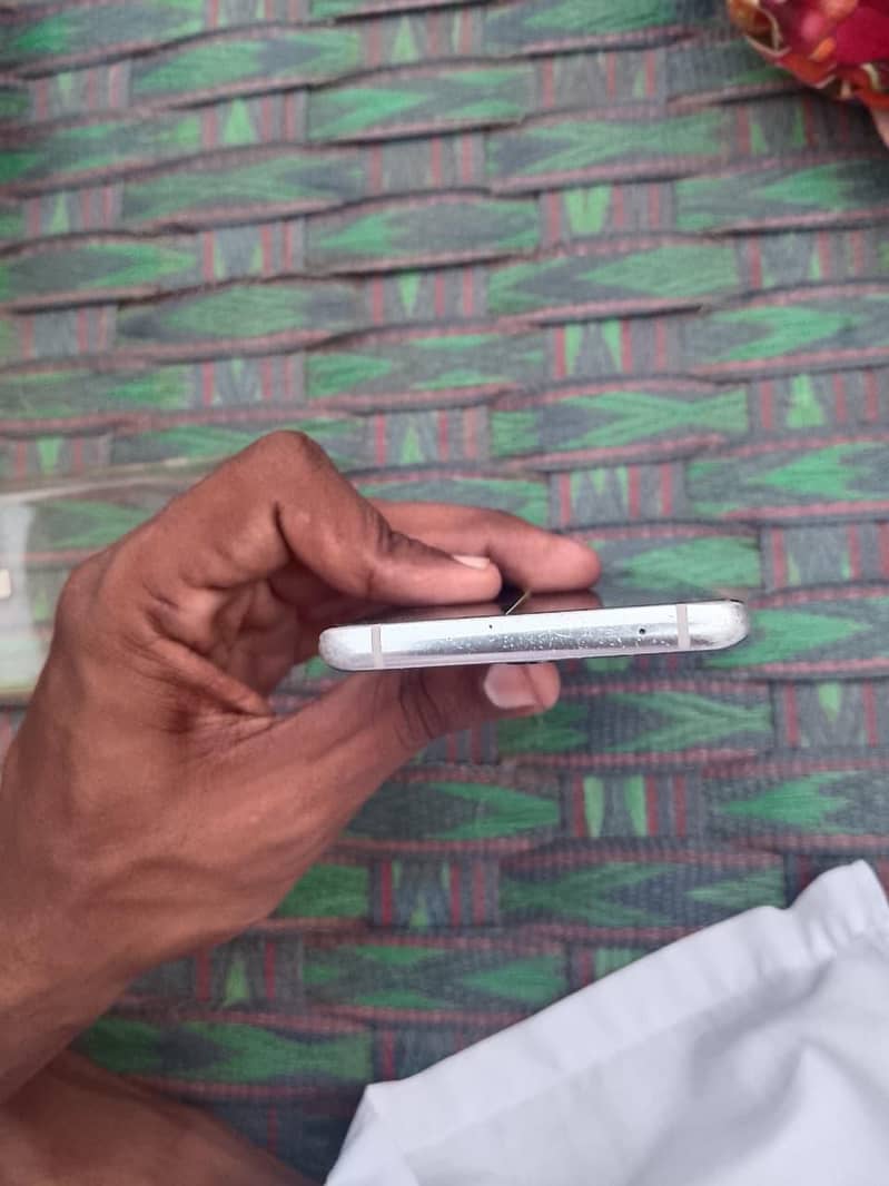 One Plus 8 6