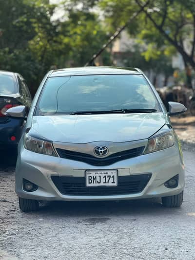 Toyota Vitz 2011