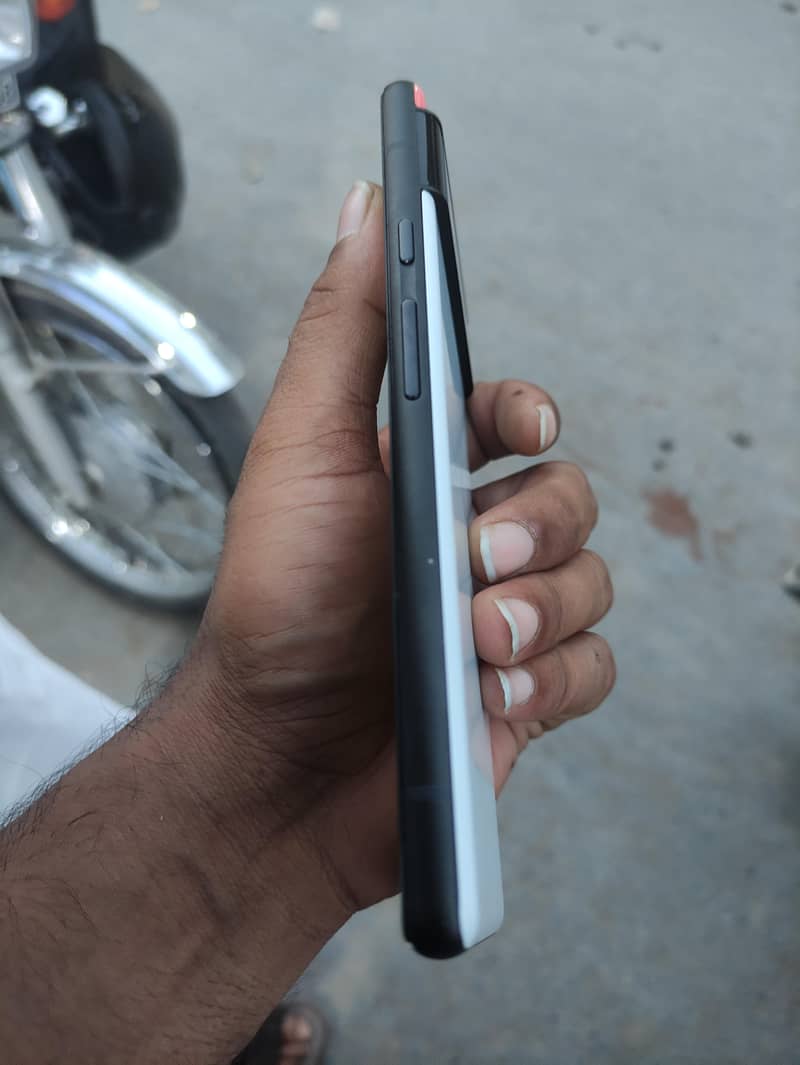 Google Pixel 6 5